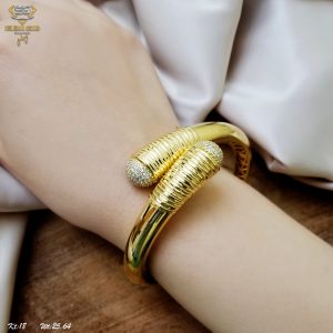 اسوره ذهب كامل عيار 18 من سليمه جولد