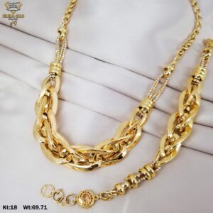 طقم ذهب كامل عيار18 من سليمه جولد