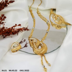 طقم ذهب كامل عيار21 من سليمه جولد